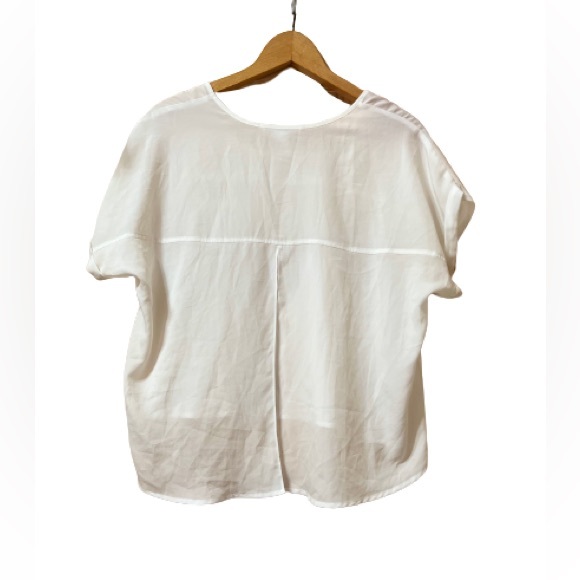 ⚫️ BCBG Sheer Tuxedo Split-Back Shirt - Picture 3 of 10